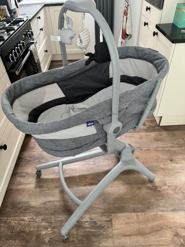 Chicco 4in1 baby hug crib - baby, /